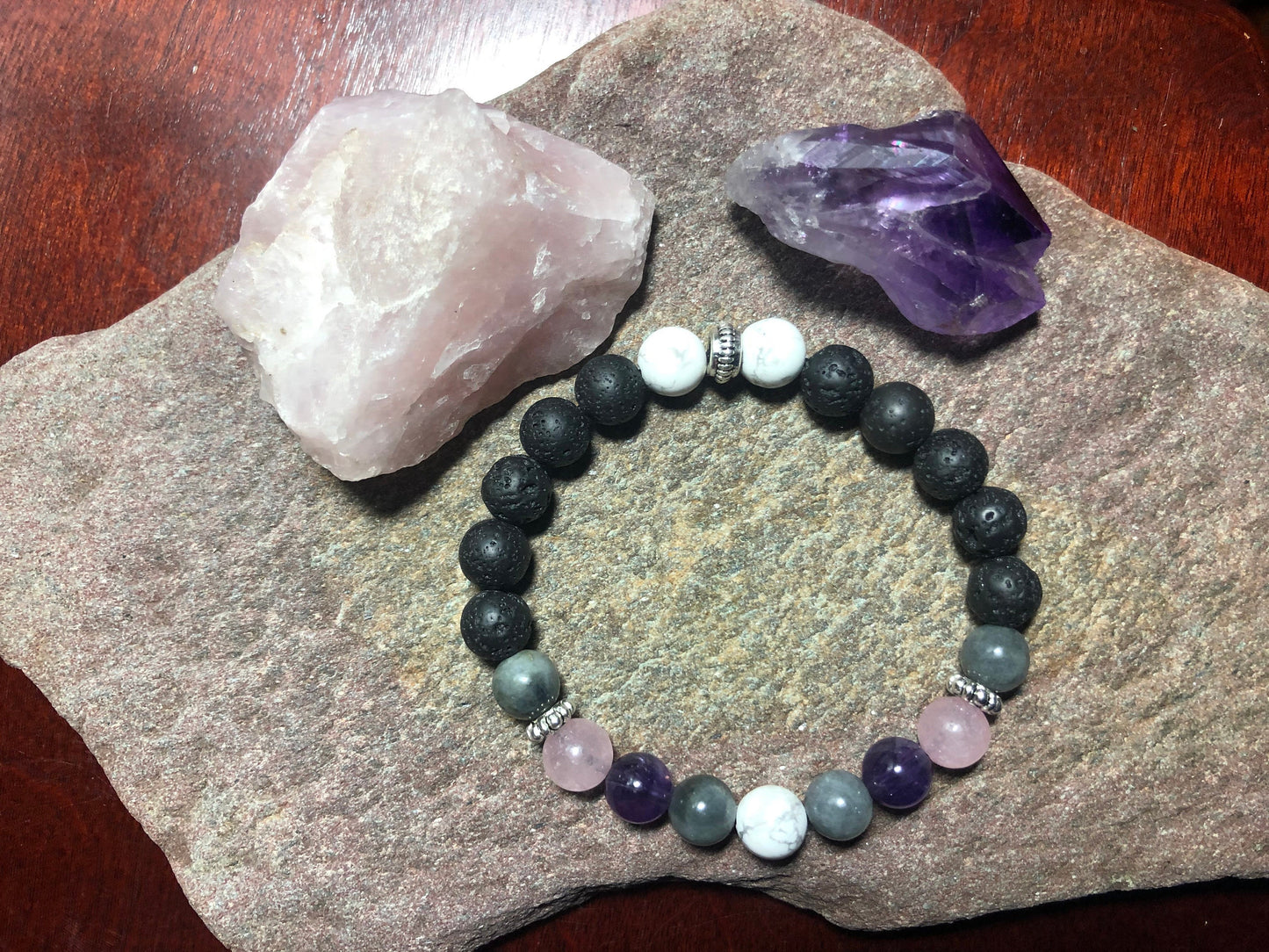 Stress Relief Crystal Bracelet - Labradorite - Rose Quartz - Howlite - Amethyst