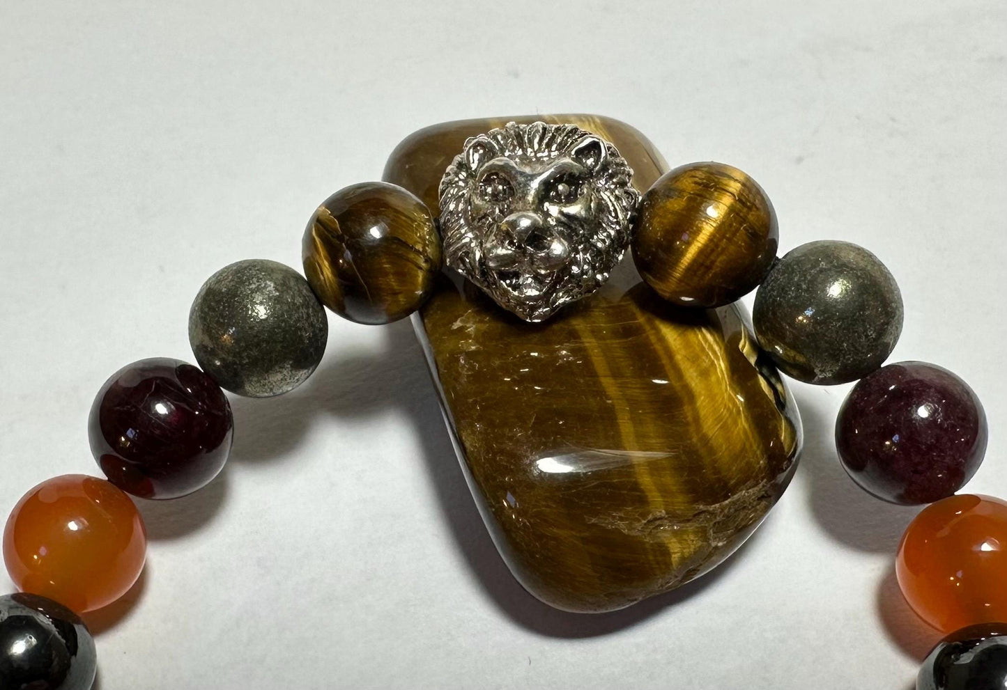 Leo Zodiac Astrology Bracelet - July August - Crystal Healing Jewelry - Tigers Eye - Garnet - Pyrite - Carnelian - Hematite