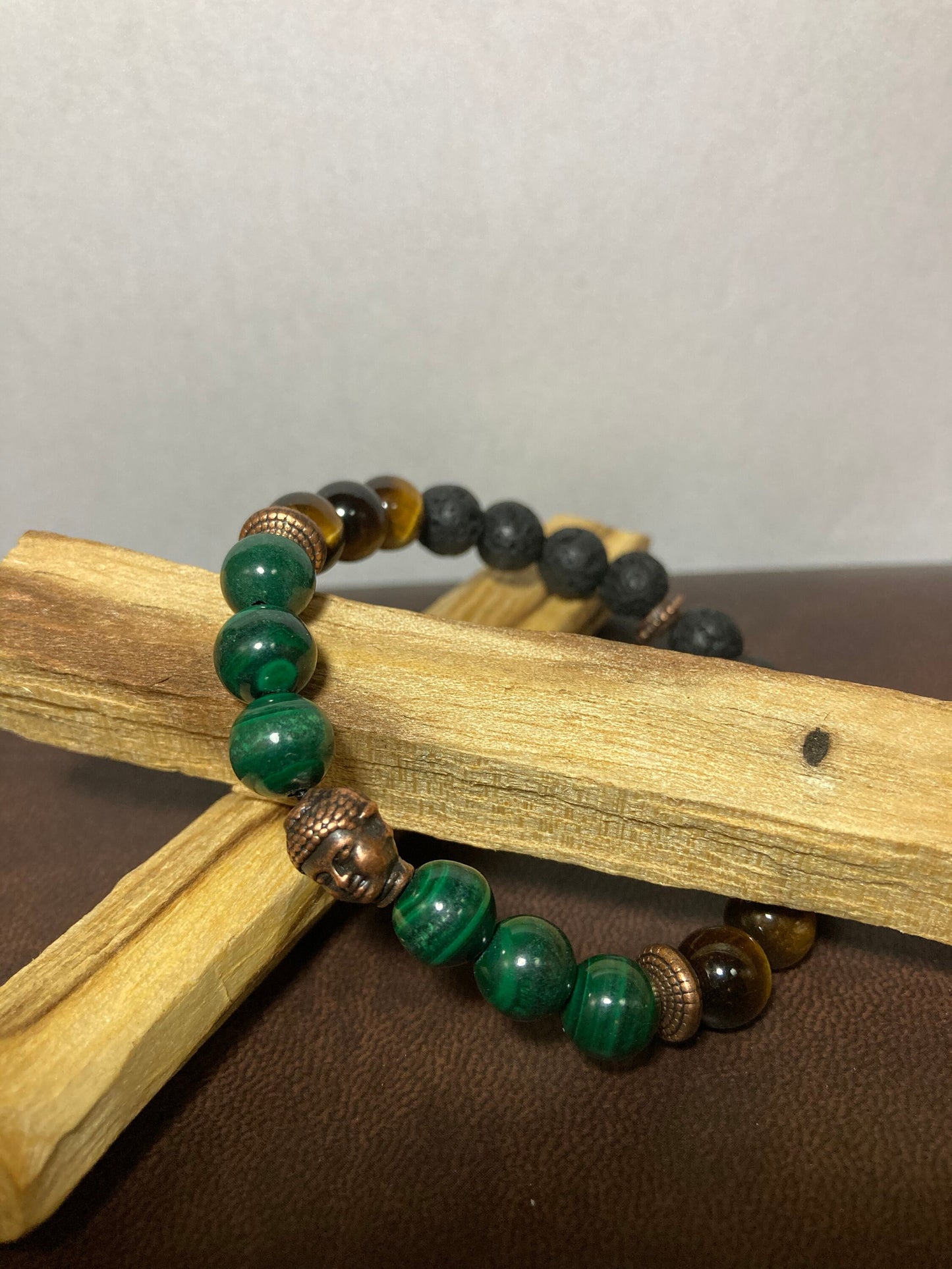 Protection & Good Luck Buddha bracelet - Malachite - Tigers eye - Copper - Lava beads