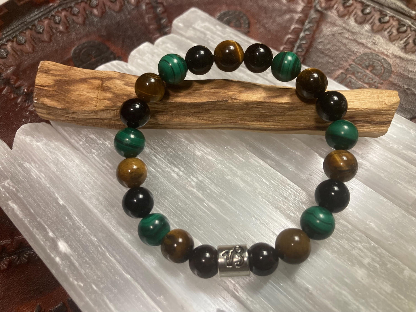 Capricorn Astrology Zodiac Bracelet - December January - Malachite - Tigers eye - Garnet - Obsidian